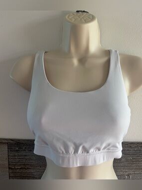 Lululemon Energy Bra Size 8 Strappy Criss Cross Back Medium Support Athleisure